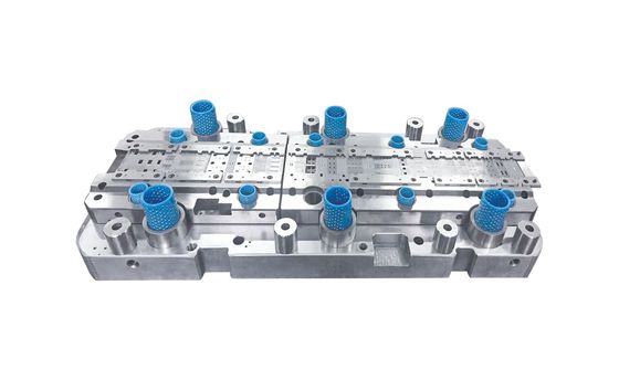 Zastosowanie Elektroliterowanie IC Ołów ramy Stamping Form W półprzewodniku